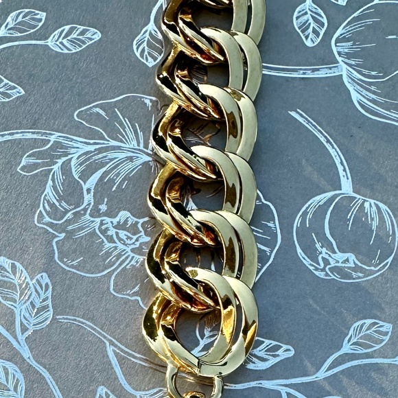 🌟 Anne Klein Gold-Tone Link Bracelet Watch 🌟 - Picture 4 of 4